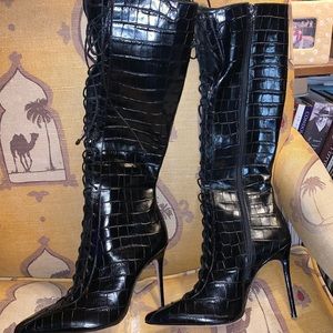 Schutz black knee high boots size 9.5 B with lace up front. Gorgeous. NWT